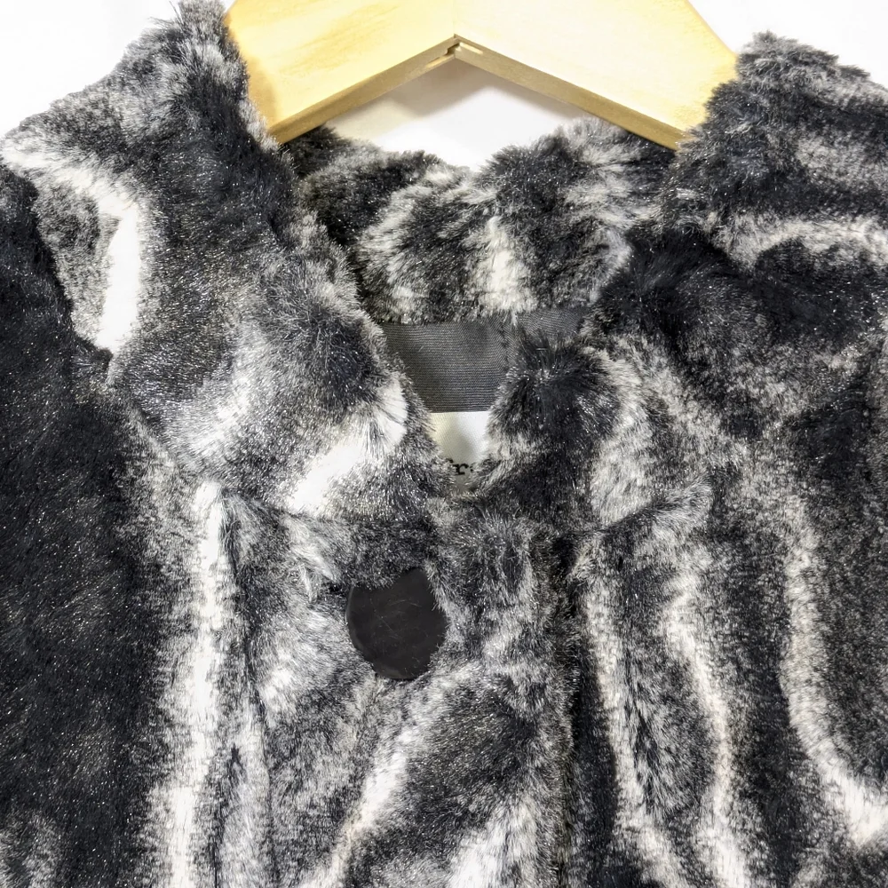Alfred‎ Dunner Manhattan Skyli Women's Black White Faux Fur Jacket Evening 16